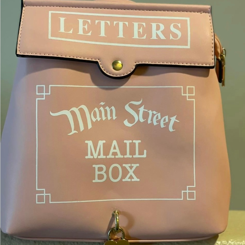 Pink Main Street Mail Box Bag